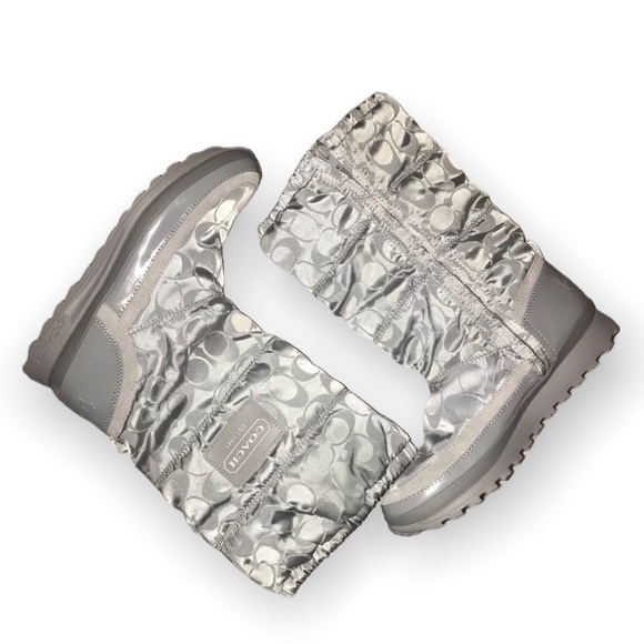 Coach Demure Winter Boots - Picture 4 of 8